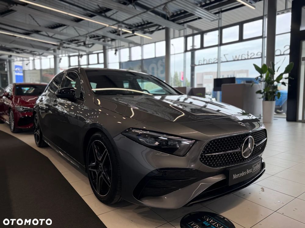 Mercedes-Benz Klasa A 200 AMG Line 7G-DCT - 4