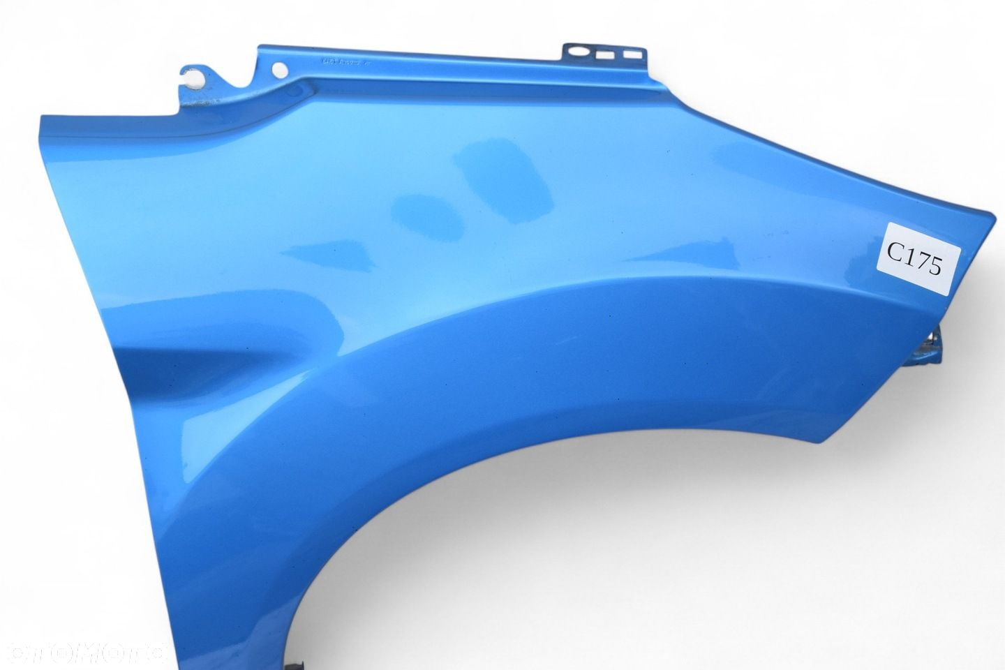 Błotnik Prawy Przód FORD FIESTA MK7 VI PRZEDLIFT Kolor 99 Vision Blau - 2
