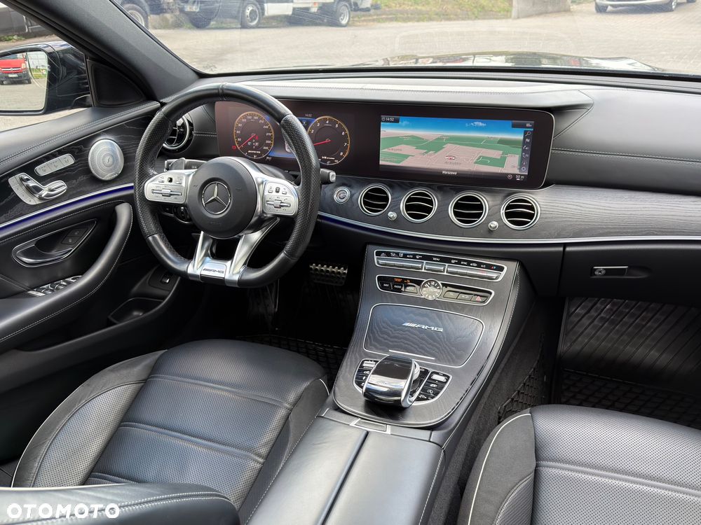 Mercedes-Benz Klasa E AMG 63 S 4-Matic+ - 17
