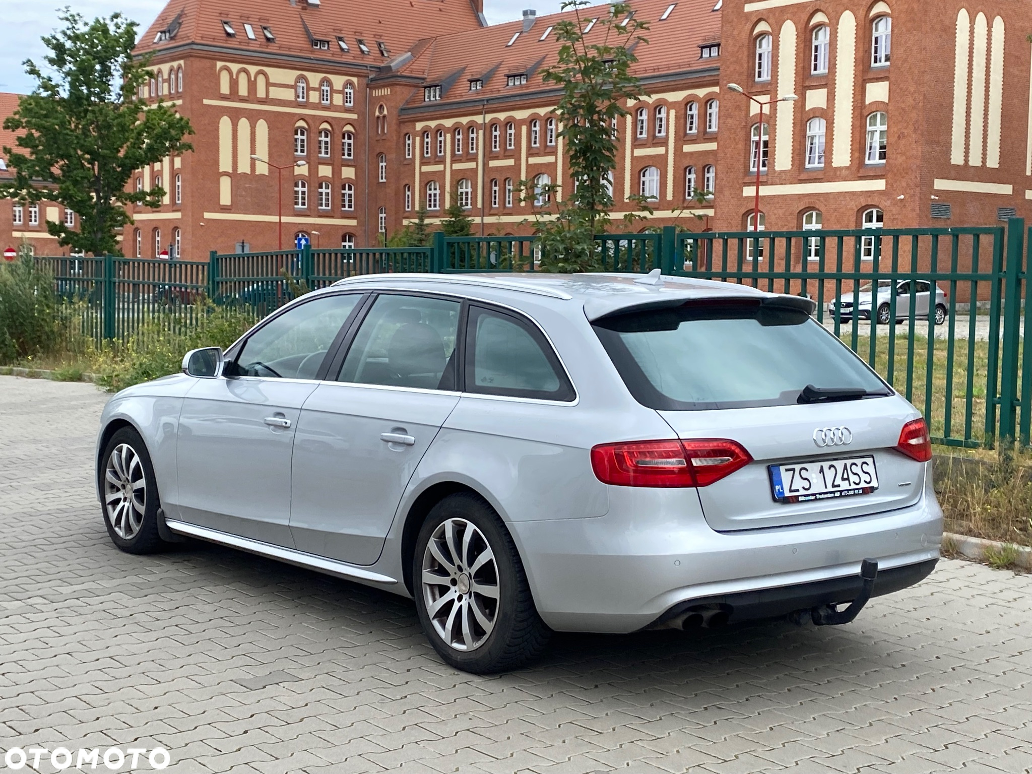 Audi A4 Avant 2.0 TDI DPF quattro S tronic Ambiente - 3