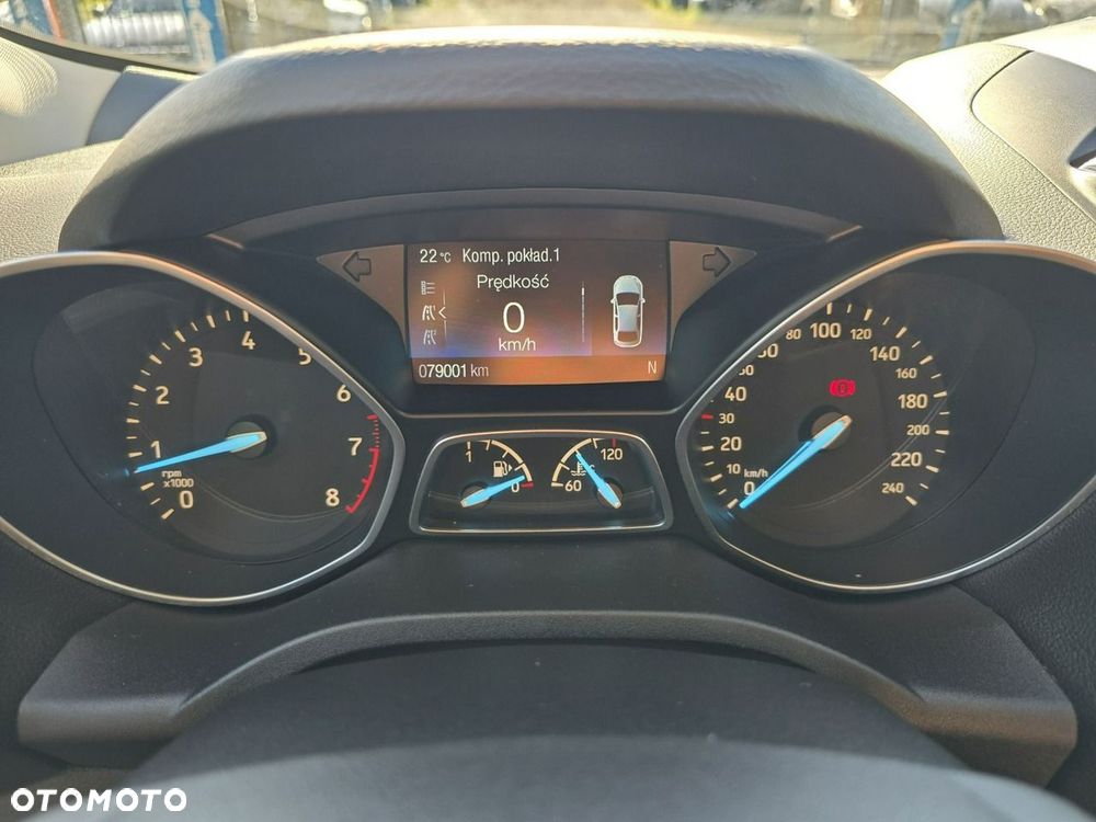 Ford Kuga - 25