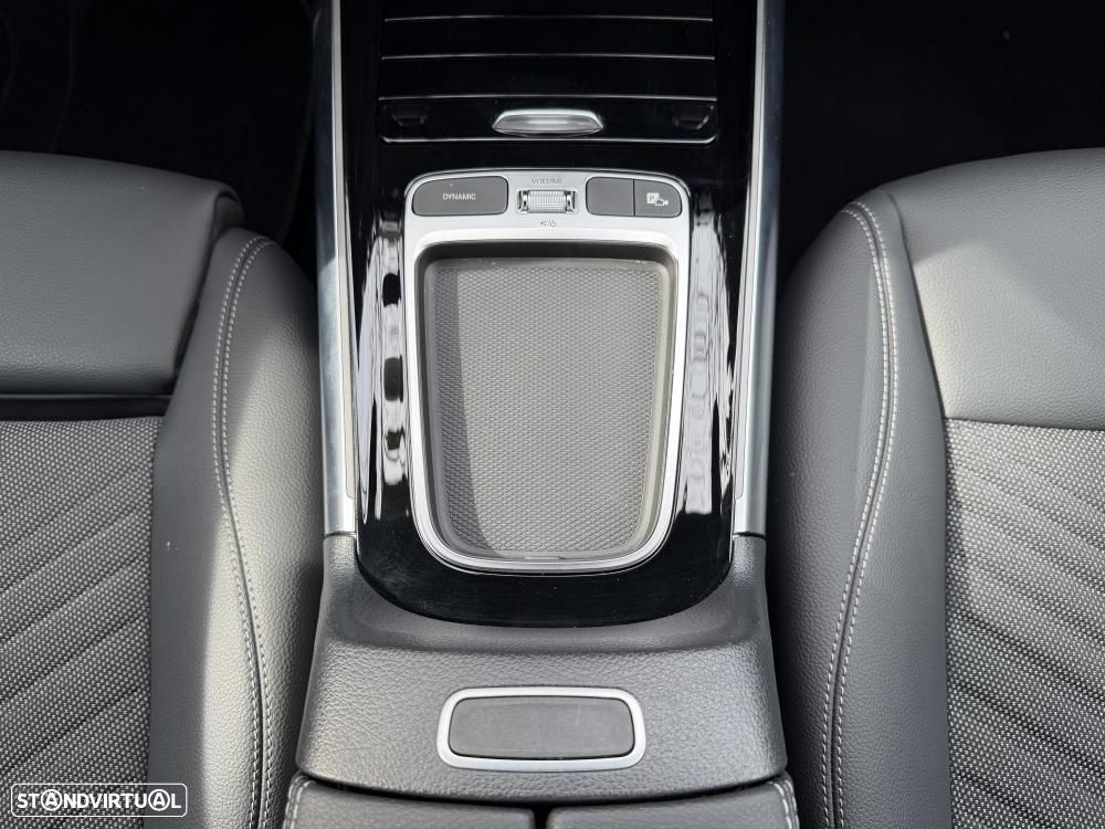 Mercedes-Benz EQA 300 4Matic Edition 1 - 28