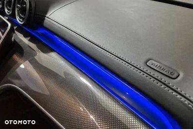 Mercedes-Benz Klasa C 200 mHEV 4-Matic AMG - 16