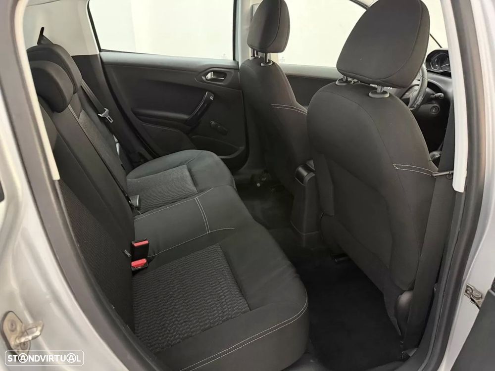 Peugeot 208 1.4 HDi Active - 18