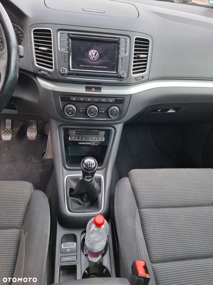 Volkswagen Sharan 2.0 TDI (BlueMotion Technology) Comfortline - 21