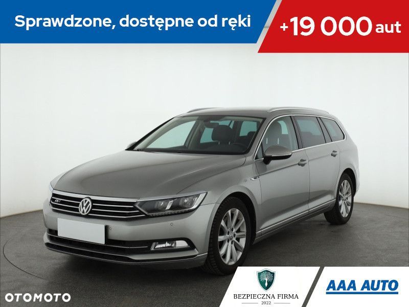 Volkswagen Passat Variant - 2
