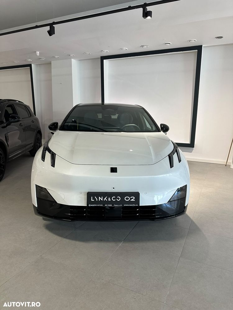 Lynk&Co 02 - 1
