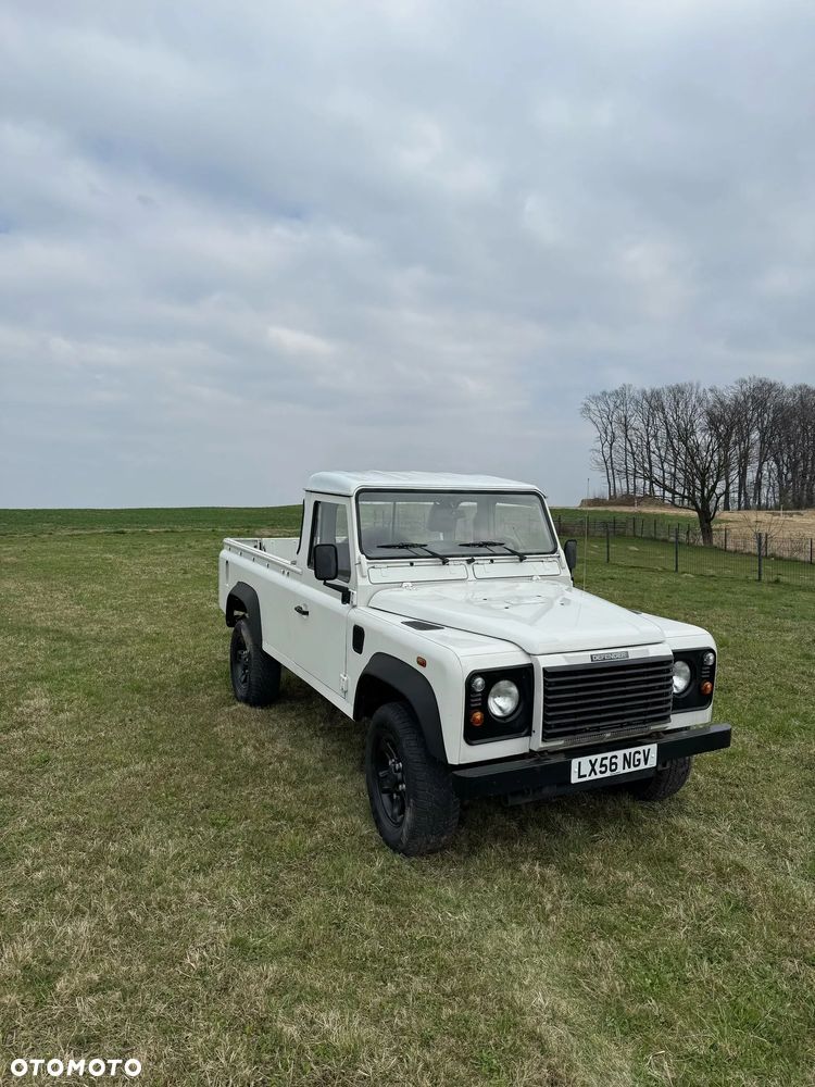Land Rover Defender - 4