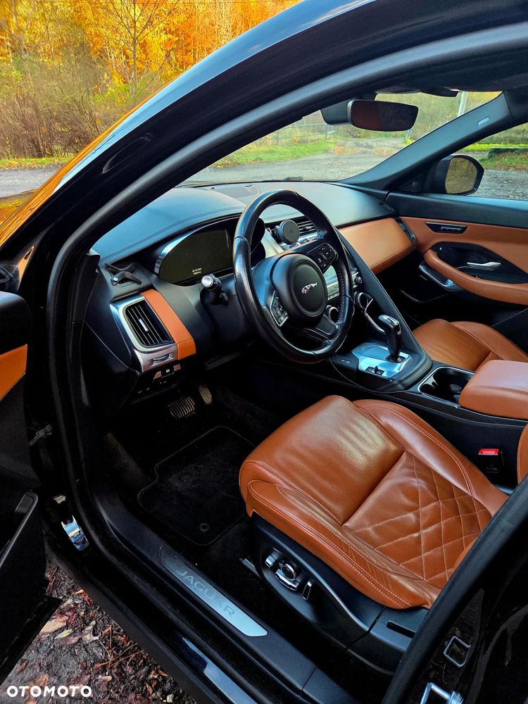 Jaguar E-Pace 2.0 i4P AWD HSE - 15