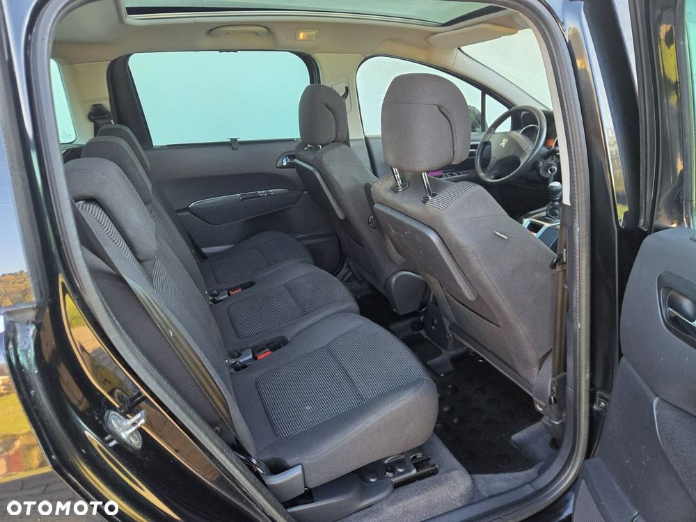 Peugeot 5008 - 33