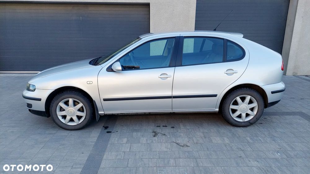 Seat Leon 1.9 TDI Signo - 4