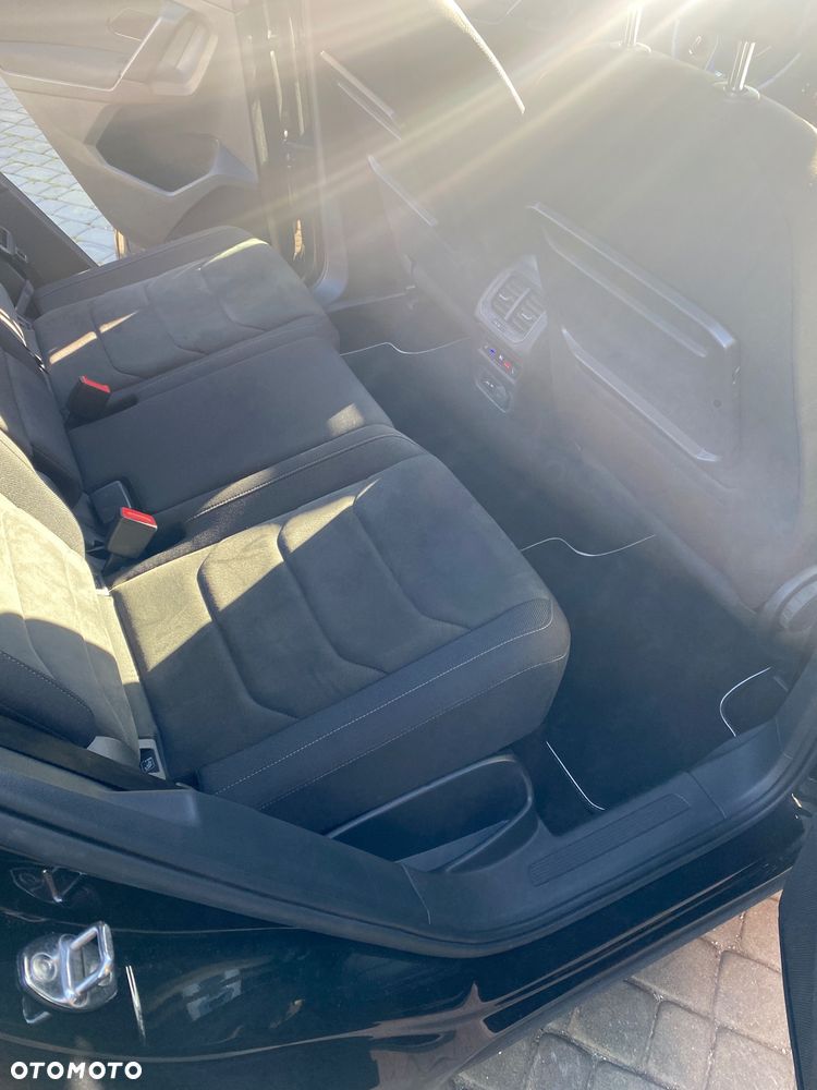 Volkswagen Tiguan 2.0 TDI SCR R-Line - 19