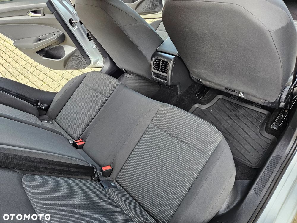 Volkswagen Golf VIII 2.0 TDI Life - 29