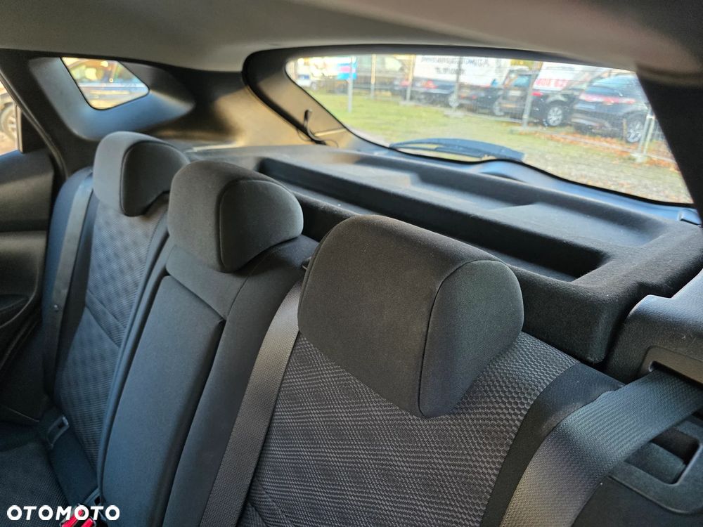 Nissan Qashqai 1.2 DIG-T N-Vision - 15