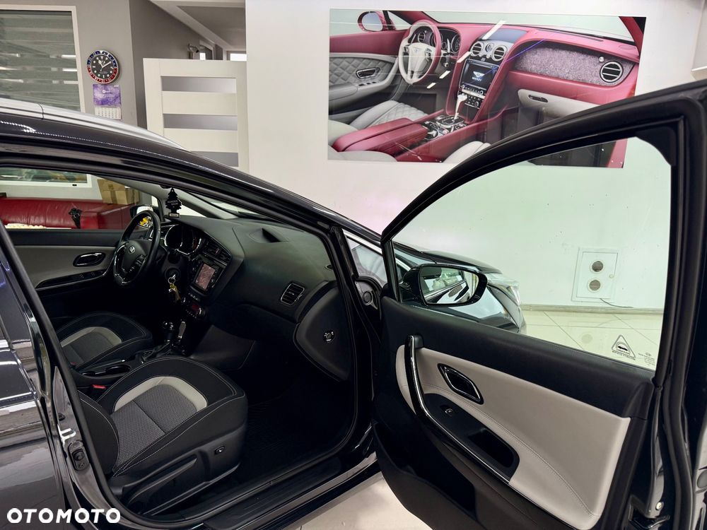 Kia Ceed 1.6 GDI M DCT - 39