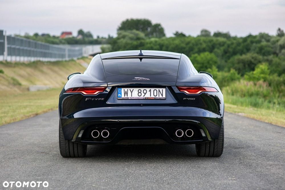 Jaguar F-Type - 11