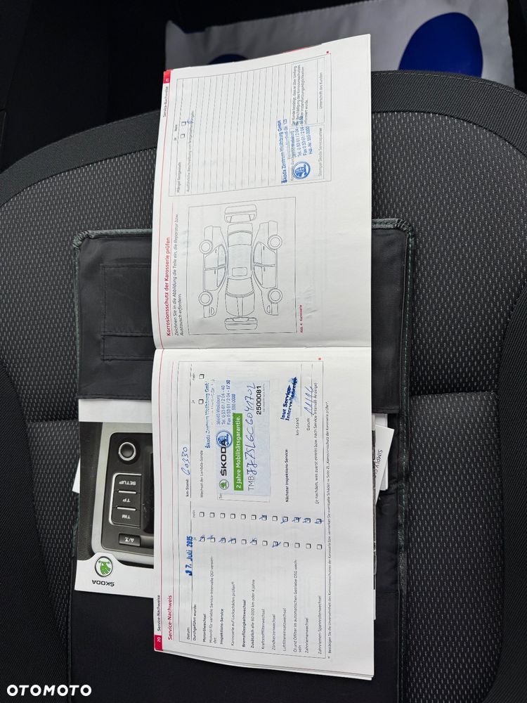 Skoda Yeti 1.4 TSI Elegance PLUS EDITION - 29