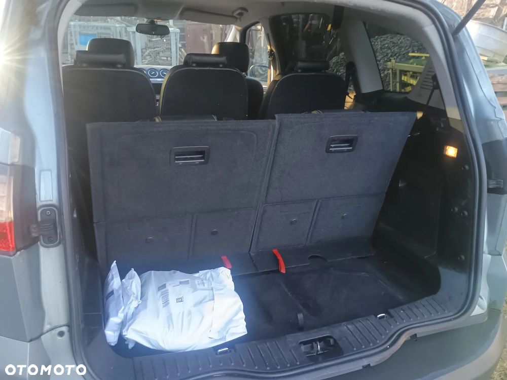 Ford S-Max 2.0 TDCi Titanium - 11