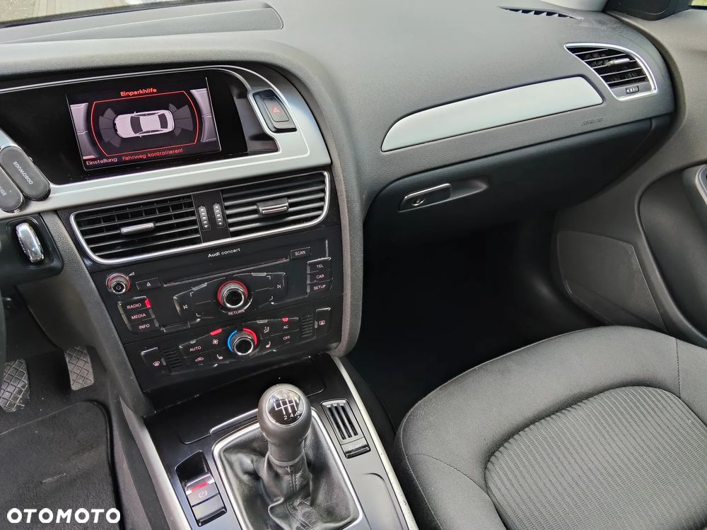 Audi A4 Limousine 2.0 TDI DPF - 33