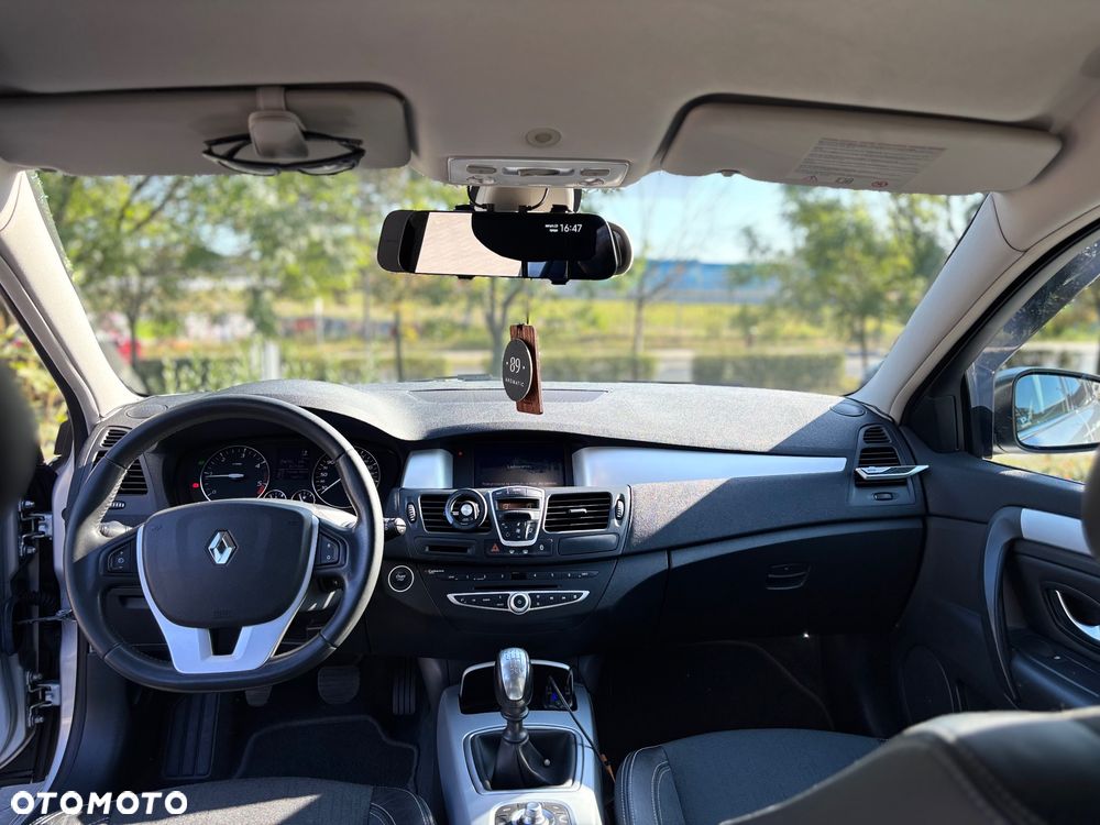 Renault Laguna 2.0 DCi Dynamique - 10