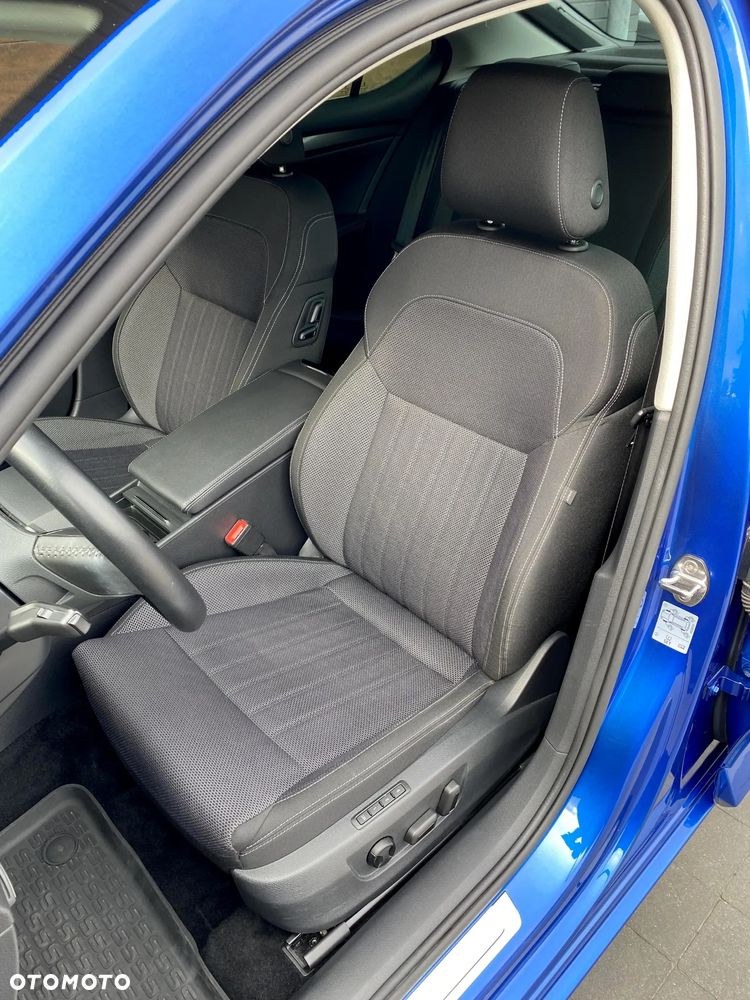 Skoda Superb 2.0 TDI SCR Style DSG - 22