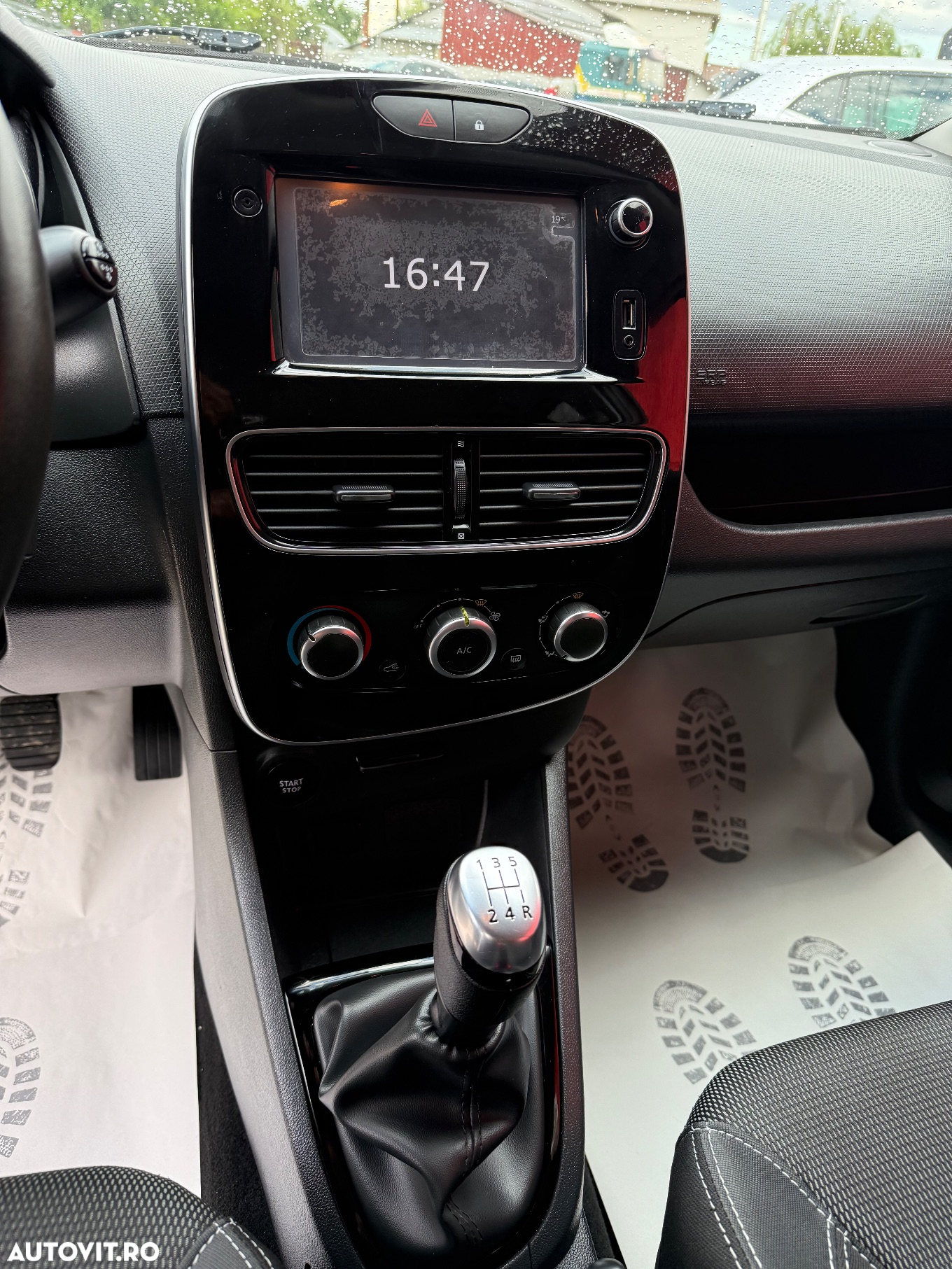Renault Clio IV Energy dCi Zen - 14