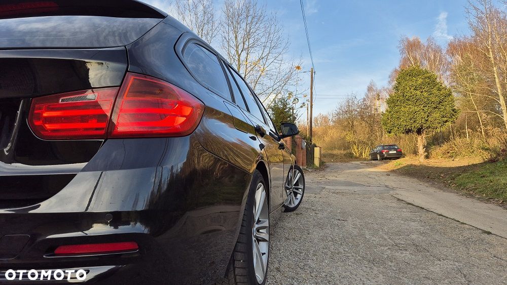 BMW Seria 3 318d - 3