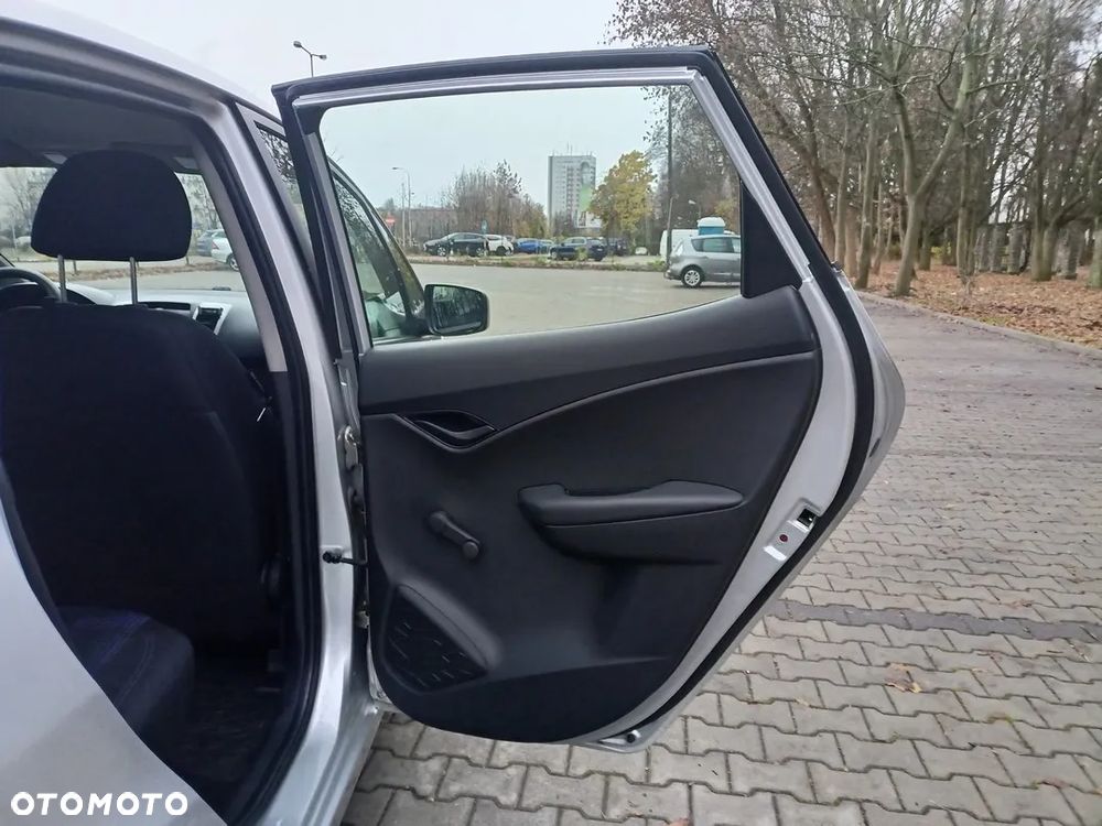 Hyundai ix20 1.4 Classic + - 27