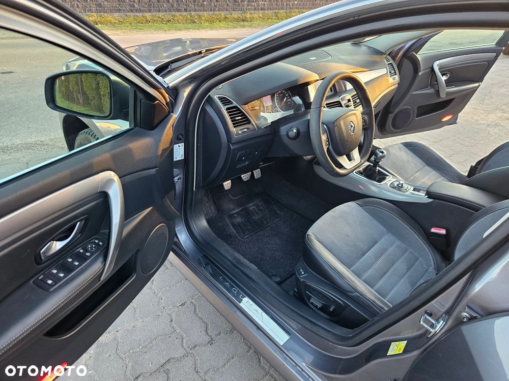 Renault Laguna 2.0 dCi Bose Edition ESM - 14