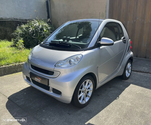 Smart ForTwo Coupé 1.0 mhd Passion 71