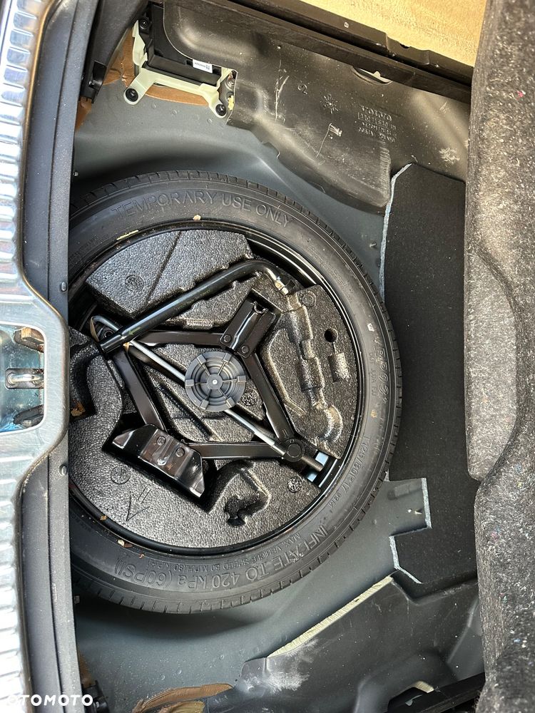 Volvo XC 60 T5 Drive-E Momentum - 33