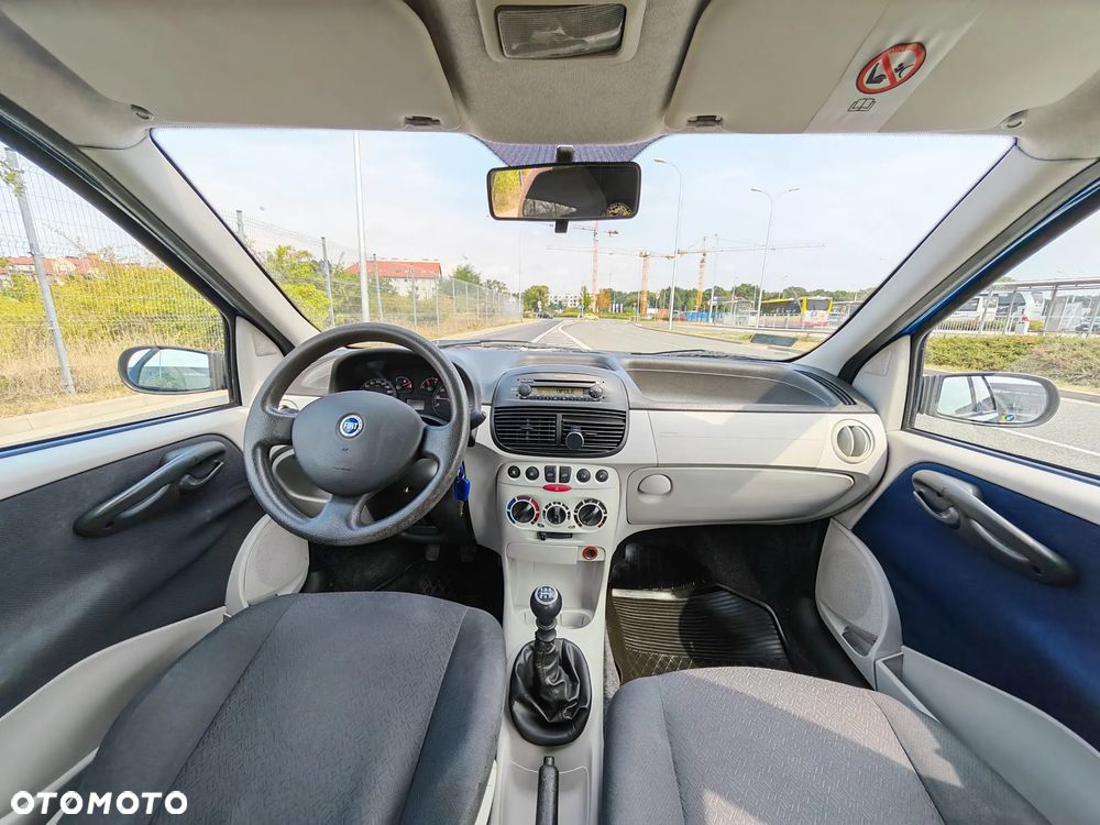 Fiat Punto 1.2 8V ELX - 17