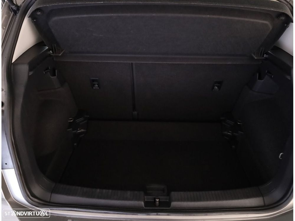 VW T-Cross 1.0 TSI Life DSG - 26