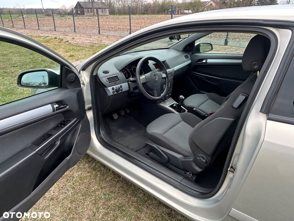 Opel Astra 1.6 Easytronic Cosmo - 18