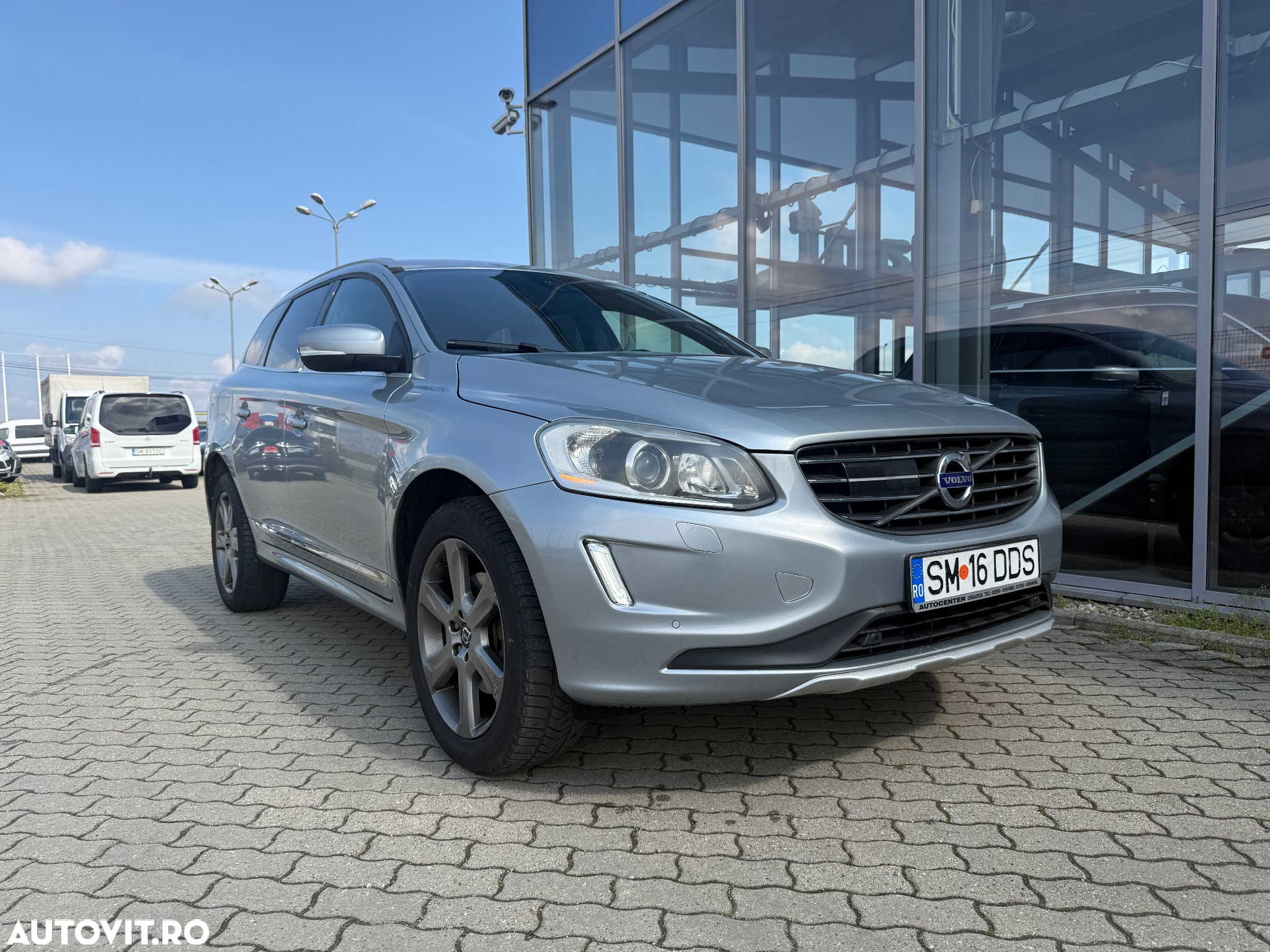 Volvo XC 60 D5 AWD Aut. Summum - 40