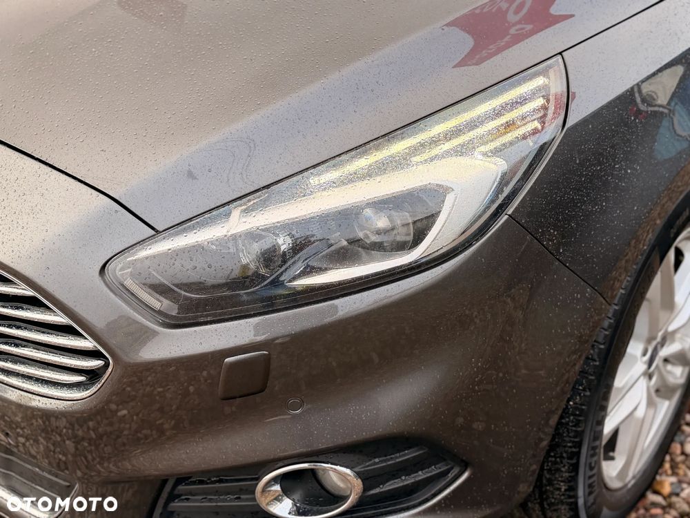 Ford S-Max 2.0 TDCi 4WD Titanium PowerShift - 8