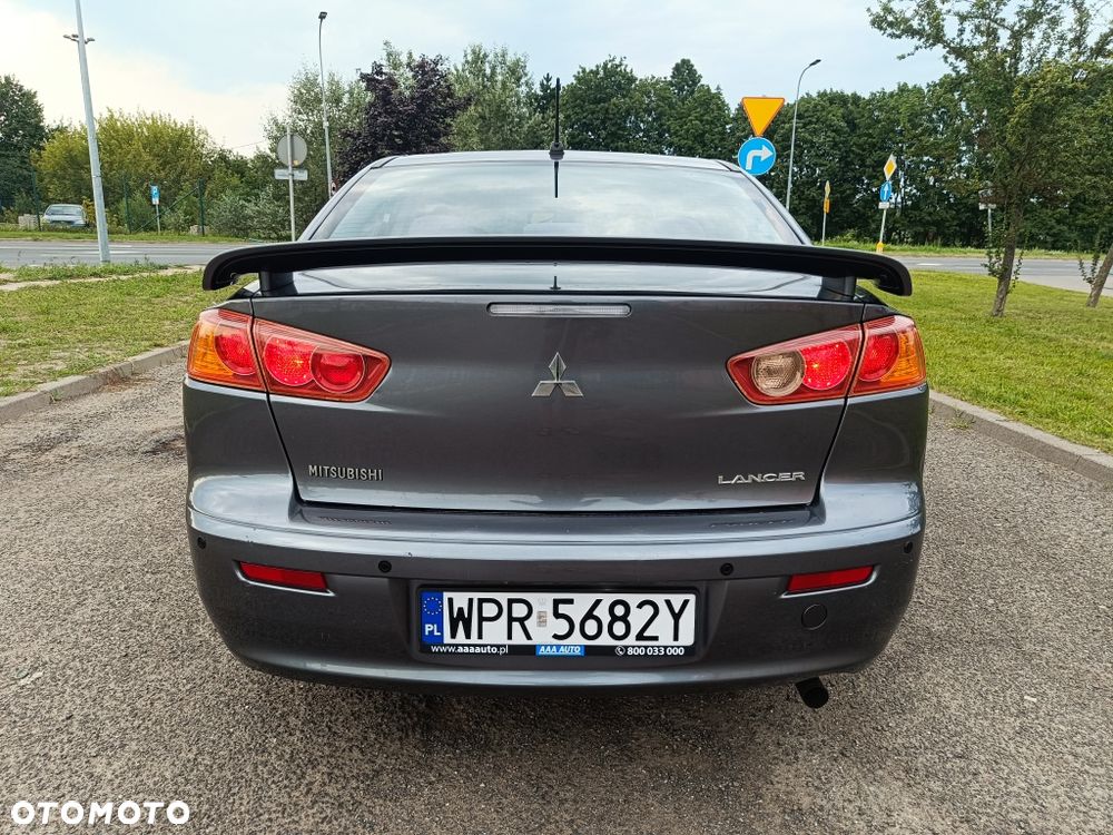 Mitsubishi Lancer - 3