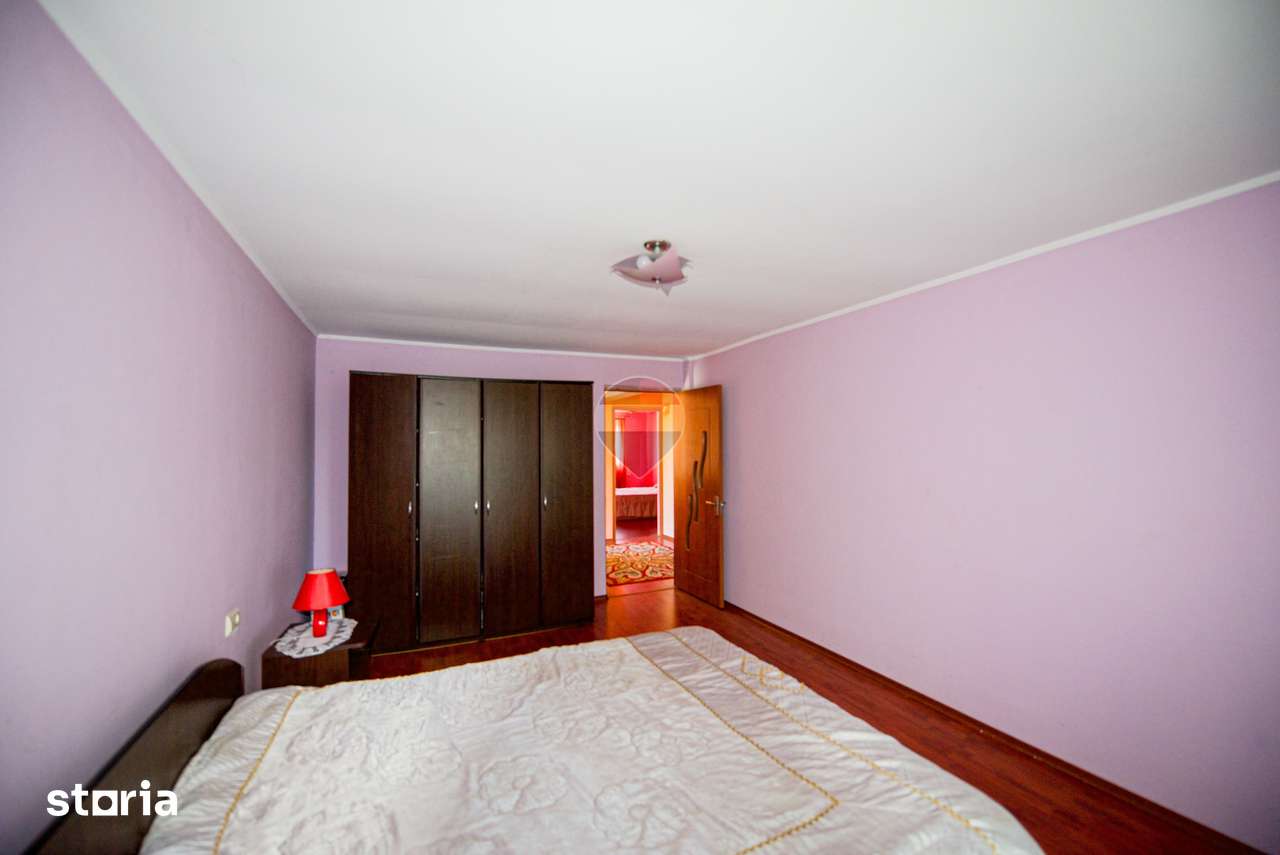 Casa P+1 de vanzare, Bolintin Vale, 230mp utili, curte de 490 mp - Imagine principală: 3/20