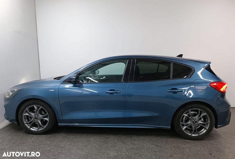 Ford Focus 1.5 EcoBoost ST-Line - 10