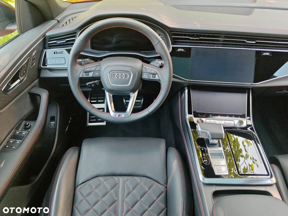 Audi SQ8 - 27