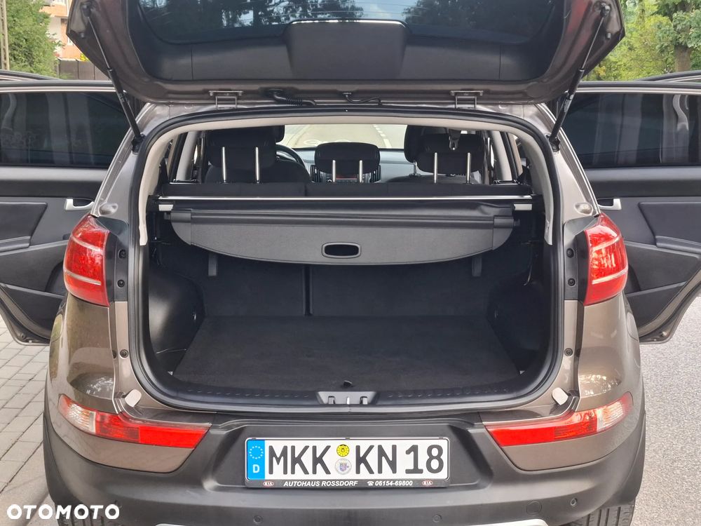 Kia Sportage 1.6 GDI 2WD Fifa World Cup Edition - 13