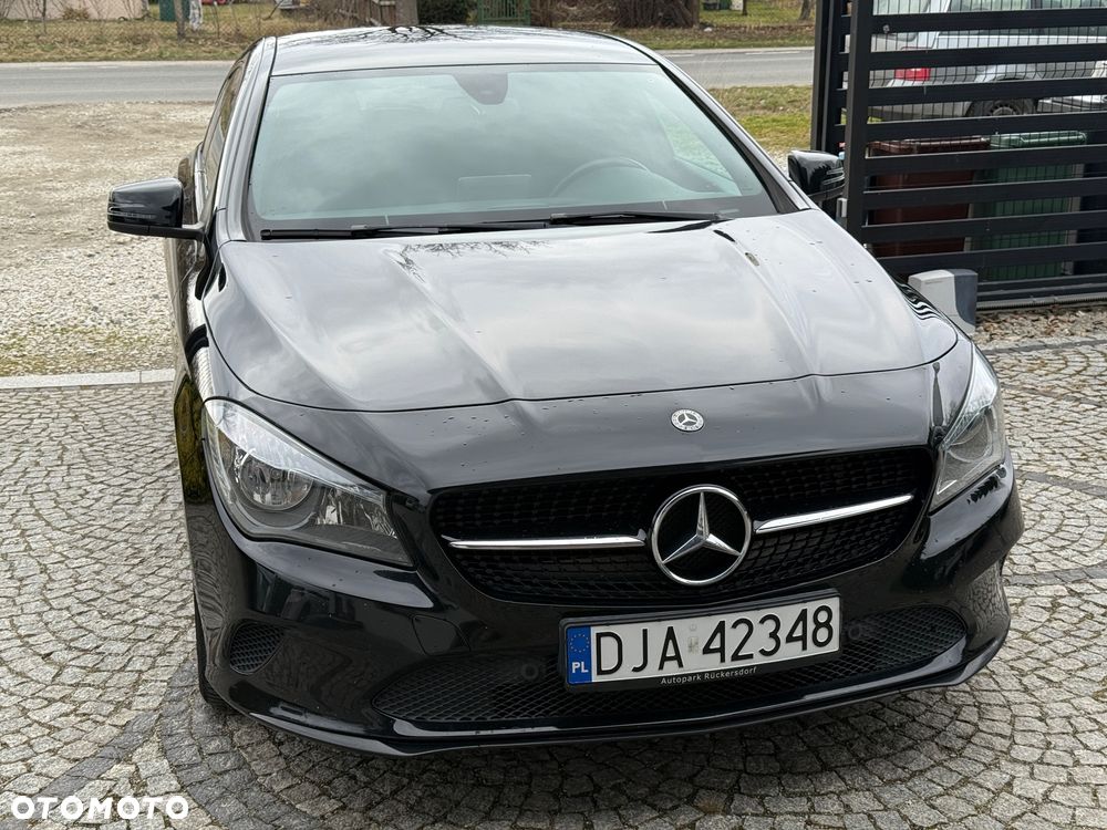 Mercedes-Benz CLA - 1