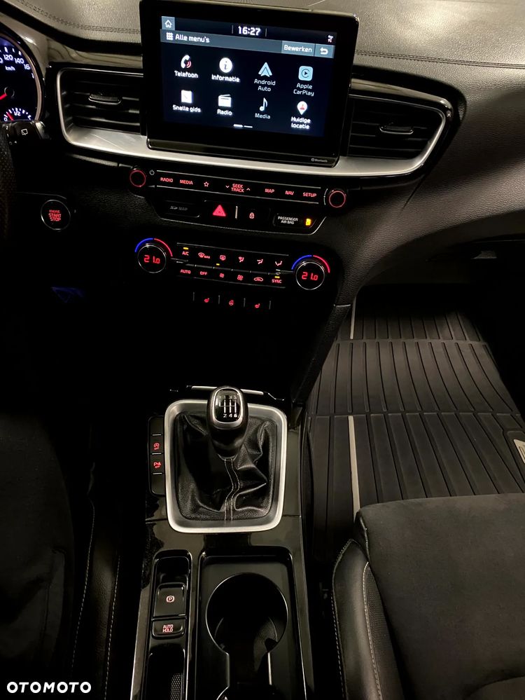 Kia ProCeed 1.6 CRDi SCR GT LINE - 21