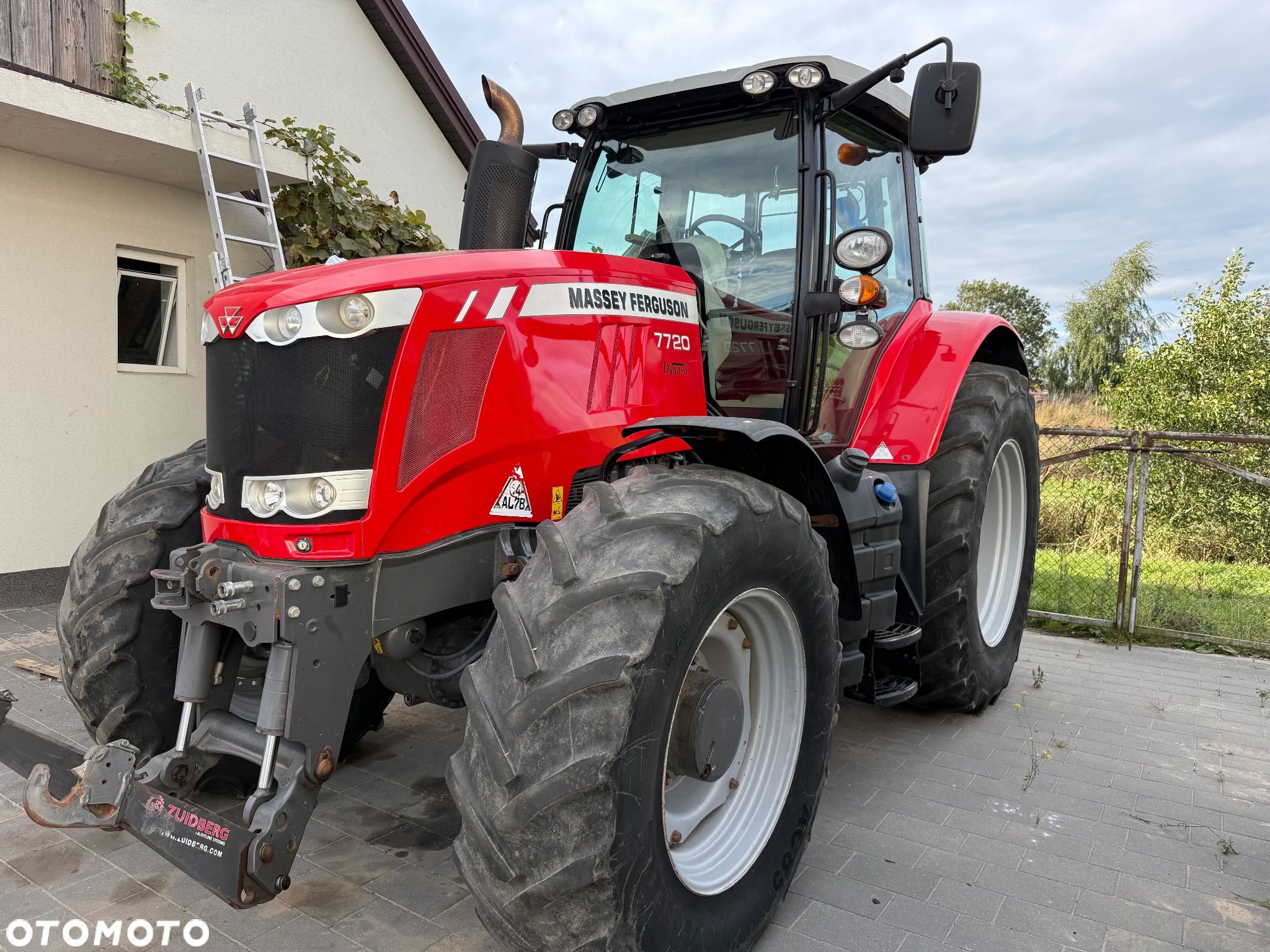 Massey Ferguson 7720 - 1
