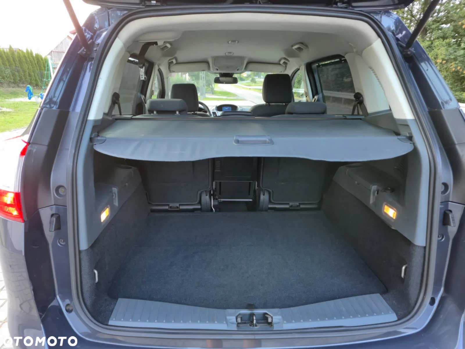 Ford Grand C-MAX 1.6 TDCi Start-Stop-System SYNC Edition - 16