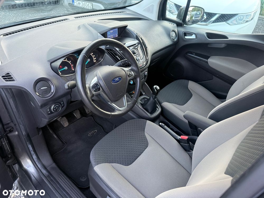 Ford Tourneo Courier 1.0 EcoBoost Titanium - 16