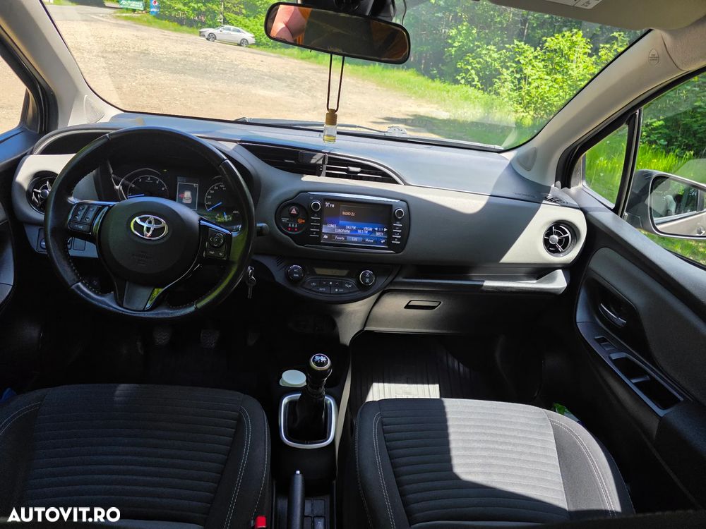 Toyota Yaris 1.5 L VVT-iE Active - 9