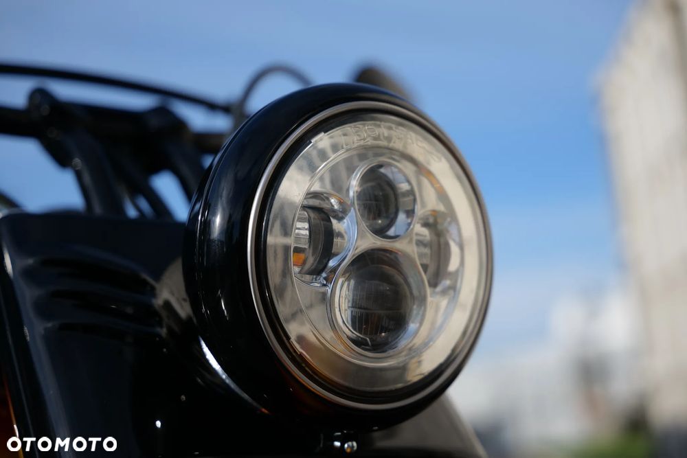 Harley-Davidson Softail Slim - 18