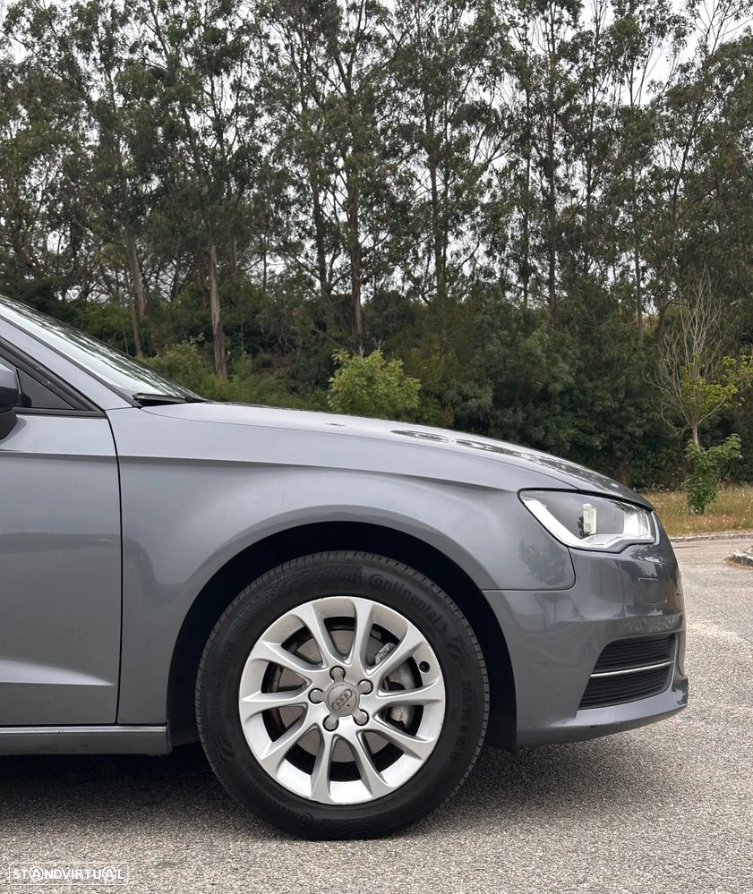 Audi A3 1.6 TDI Advance Ultra - 9
