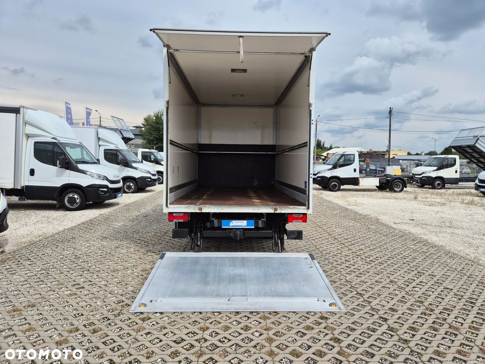 Iveco Daily 50C18 / 35C18 3.0 HPi Hi-Matic, kontener 4.38m x 2.25m x 2.38m , winda 750KG, klimatyzacja, pneumatyka, HAK 3.5T - 6